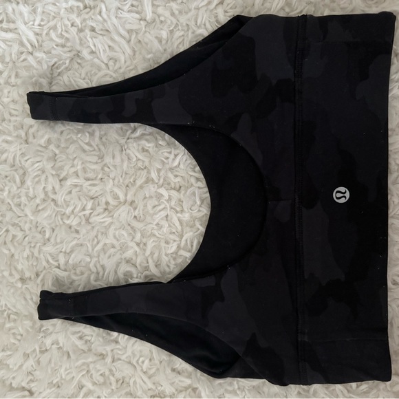 Align Reversible Bra - Picture 6 of 6